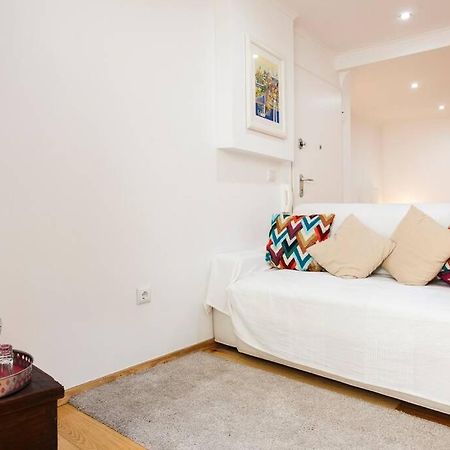 Charming Studio In Mouraria Lissabon Buitenkant foto