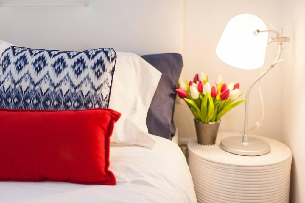 Charming Studio In Mouraria Lissabon Buitenkant foto
